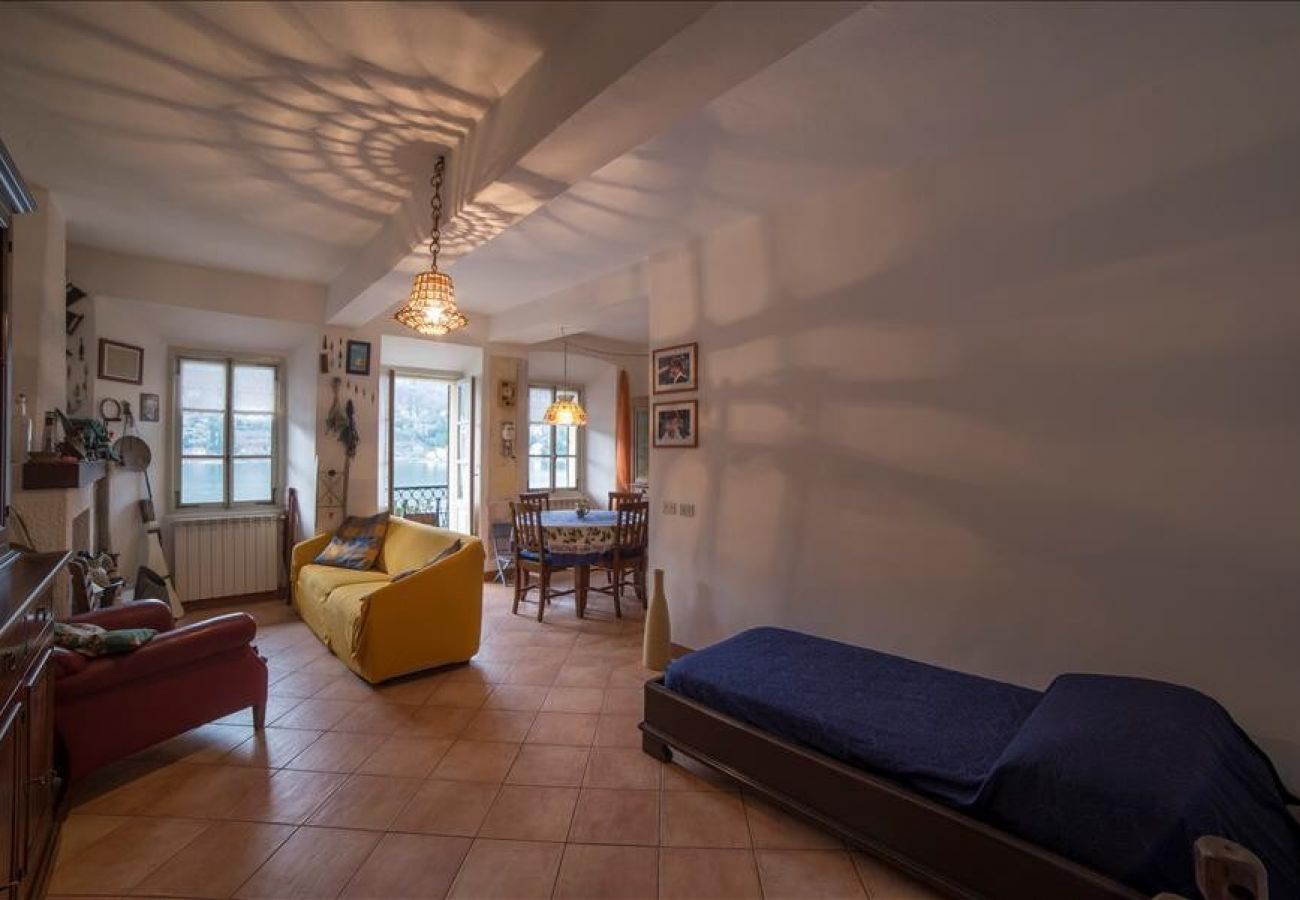 Ferienwohnung in Stresa - Appartamento Olga On the Borromee Island Ferienwohnung in Stresa - Appartamento Olga On the Borromee Island