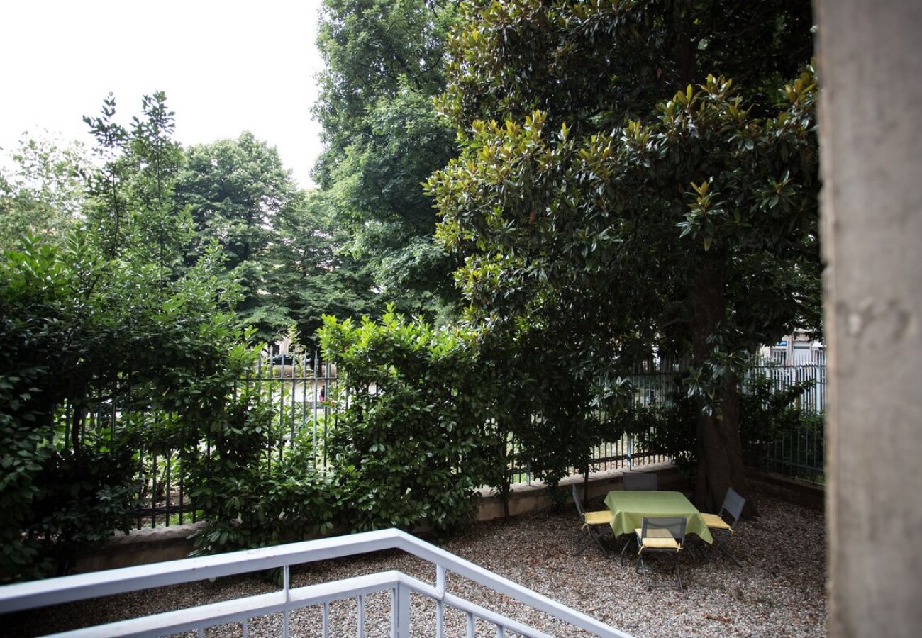 Ferienwohnung in Milano - Appartamento di Design con giardino Ferienwohnung in Milano - Appartamento di Design con giardino