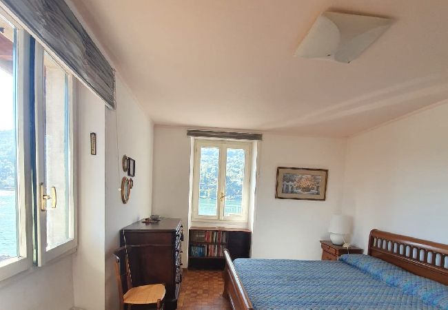 Ferienwohnung in Stresa - La casa sul tetto on Borromee Island Ferienwohnung in Stresa - La casa sul tetto on Borromee Island