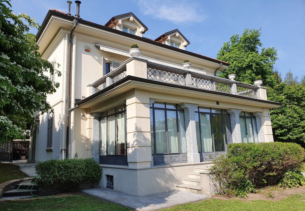 Villa in Verbania - Villa Rita with beautiful lake view