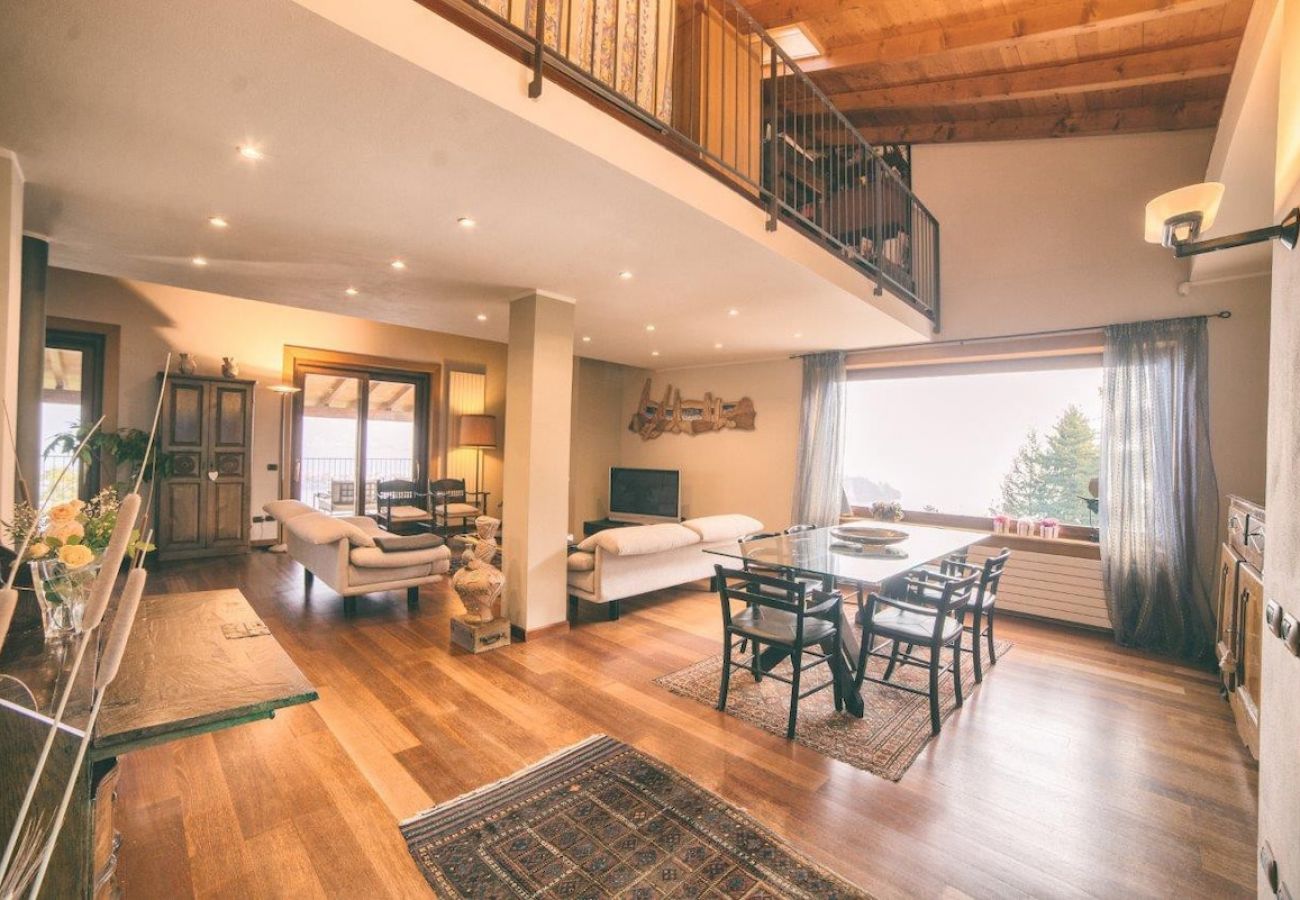 Villa in Stresa - Villa Gaia with the best view on the lake Villa in Stresa - Villa Gaia with the best view on the lake