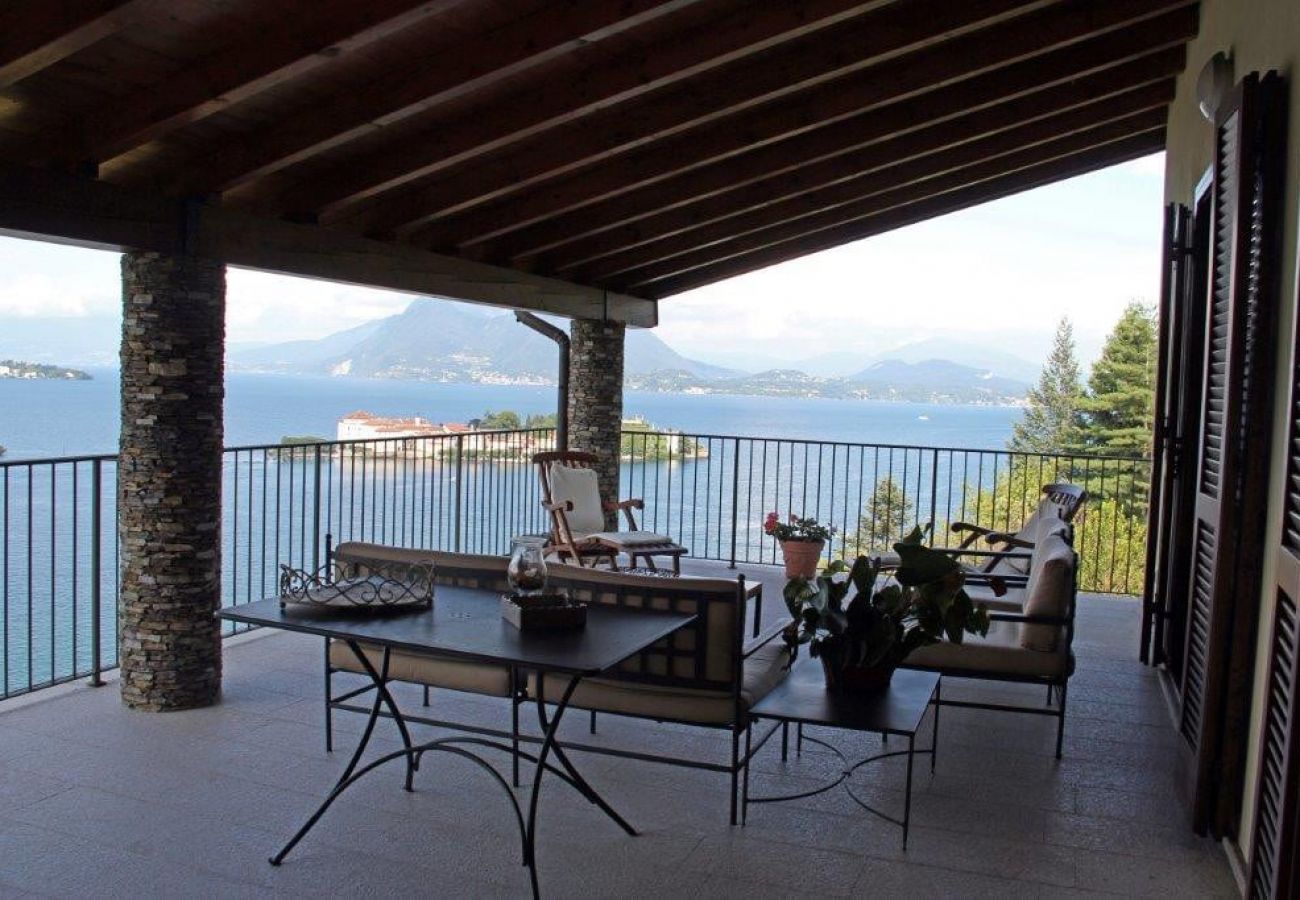 Villa in Stresa - Villa Gaia with the best view on the lake Villa in Stresa - Villa Gaia with the best view on the lake