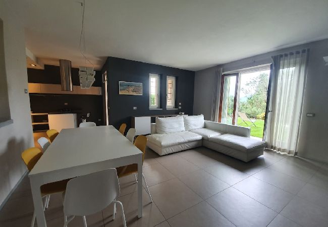 Ferienhaus in Mergozzo - Villa Maya Ferienhaus in Mergozzo - Villa Maya