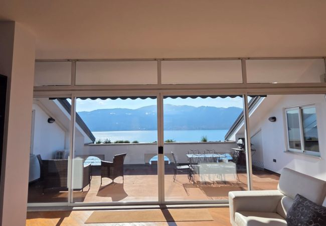 Ferienwohnung in Verbania - Attico  dei Castelli