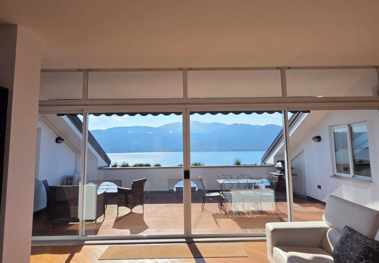 Ferienwohnung in Verbania - Attico  dei Castelli