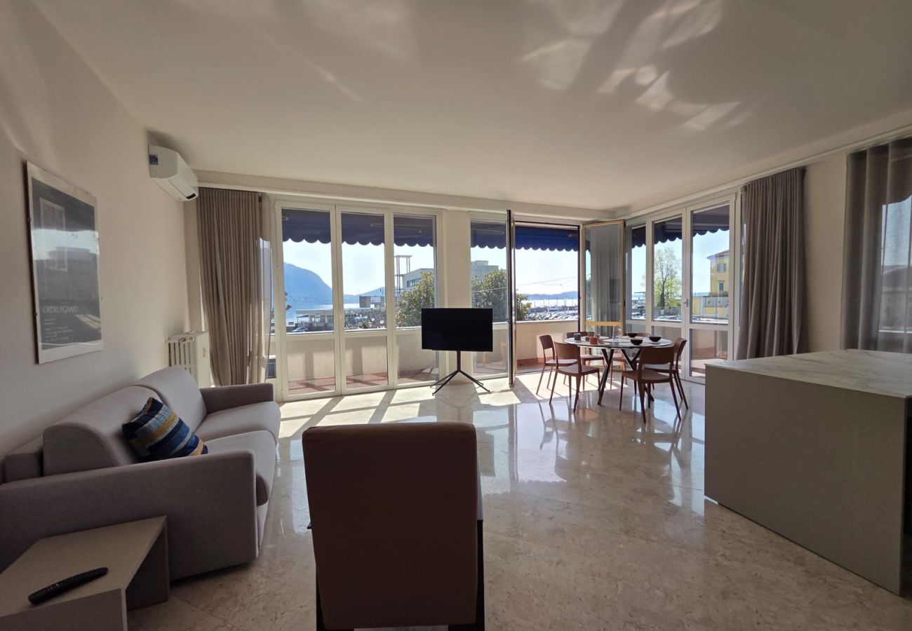 Ferienwohnung in Verbania - Appartamento al porto Ferienwohnung in Verbania - Appartamento al porto