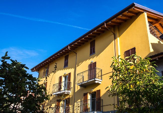 Appartement à Verbania - Red Apartment Residenza Silvana Appartement à Verbania - Red Apartment Residenza Silvana