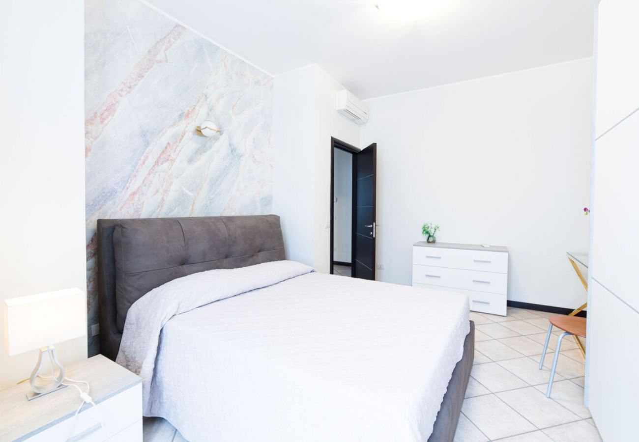 Appartamento a Verbania - Appartamento Cloe in Verbania Intra Appartamento a Verbania - Appartamento Cloe in Verbania Intra