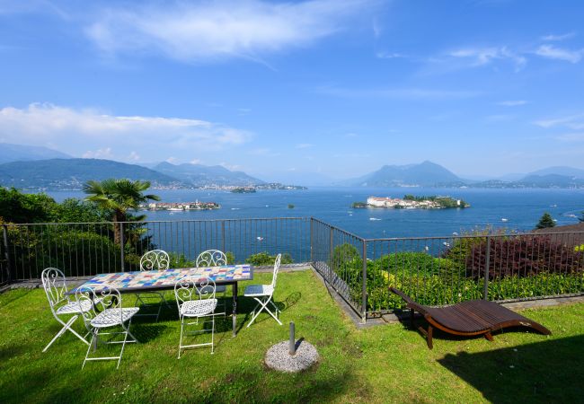 Villa a Stresa - Villa Gia with a beautiful view Villa a Stresa - Villa Gia with a beautiful view
