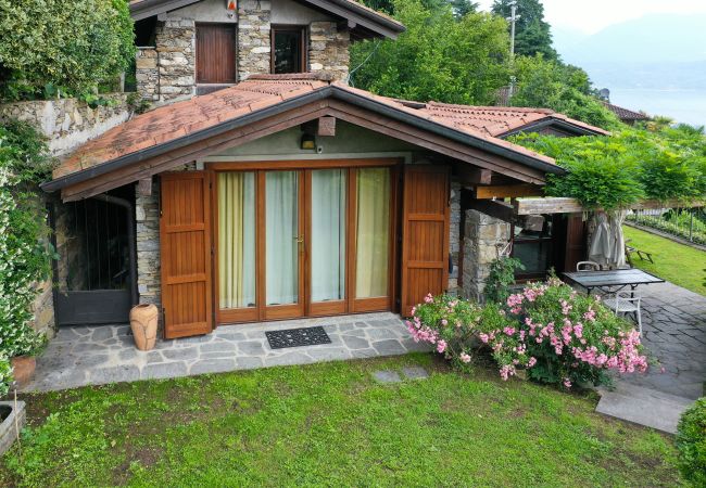 Villa a Stresa - Villa Gia with a beautiful view Villa a Stresa - Villa Gia with a beautiful view