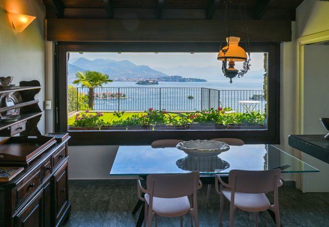 Villa a Stresa - Villa Gia with a beautiful view Villa a Stresa - Villa Gia with a beautiful view