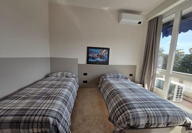 Appartamento a Verbania - Appartamento al porto Appartamento a Verbania - Appartamento al porto