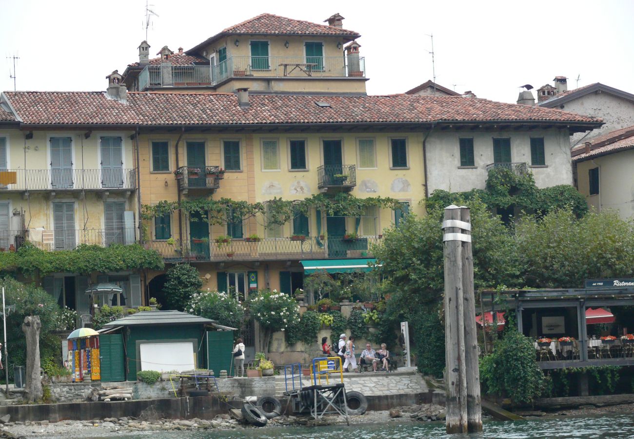 Apartment in Stresa - Gio´s House vintage style into Borromee Island Apartment in Stresa - Gio´s House vintage style into Borromee Island