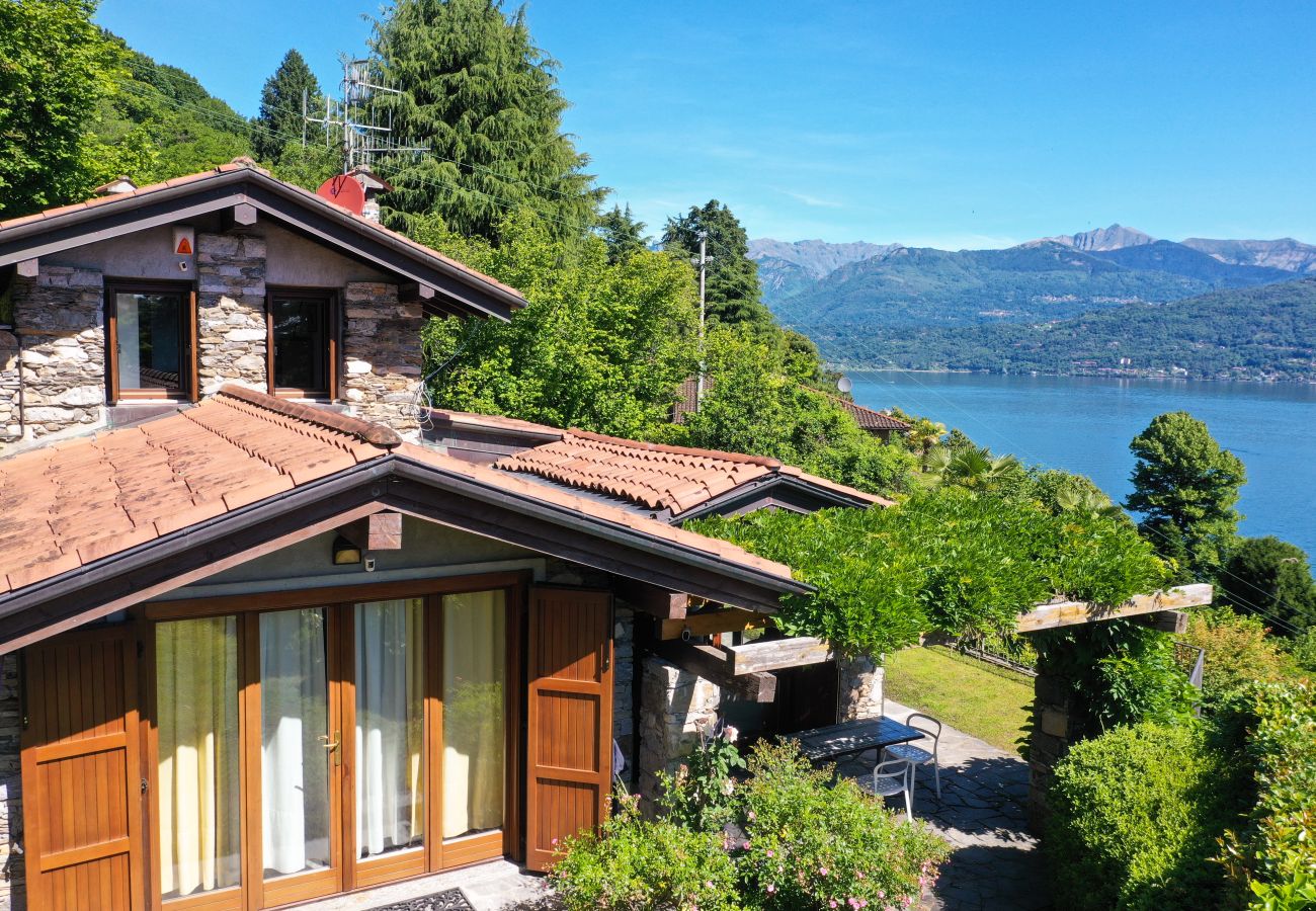 Villa in Stresa - Villa Gia with a beautiful view Villa in Stresa - Villa Gia with a beautiful view