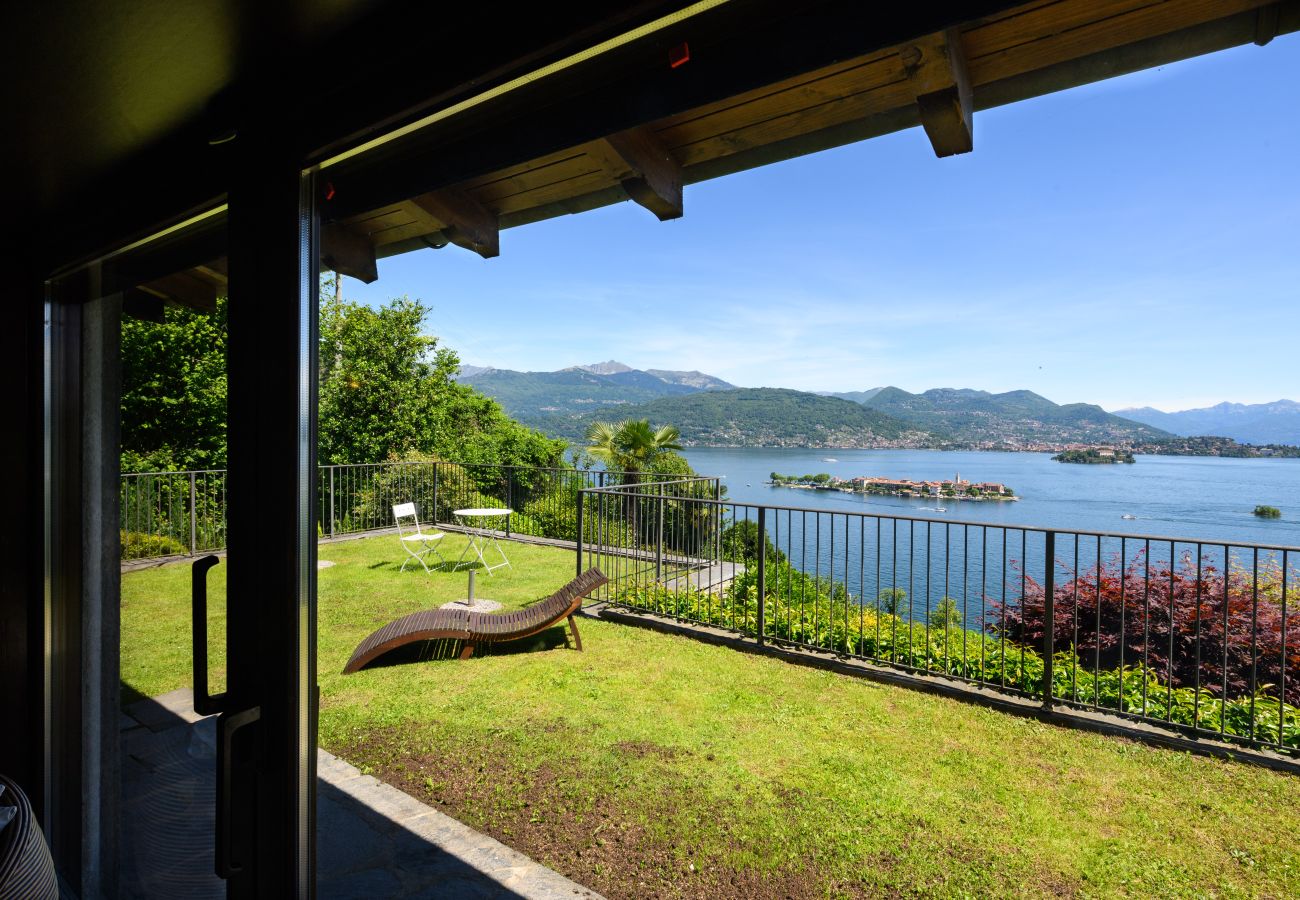 Villa in Stresa - Villa Gia with a beautiful view Villa in Stresa - Villa Gia with a beautiful view