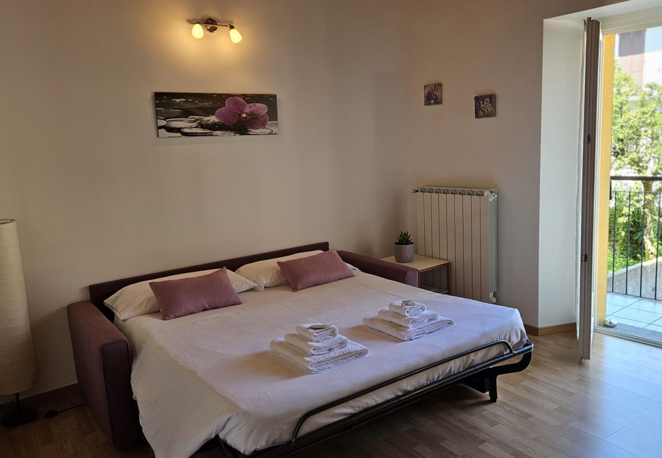 Apartment in Verbania - Lilla Apartment Residenza Silvana Apartment in Verbania - Lilla Apartment Residenza Silvana