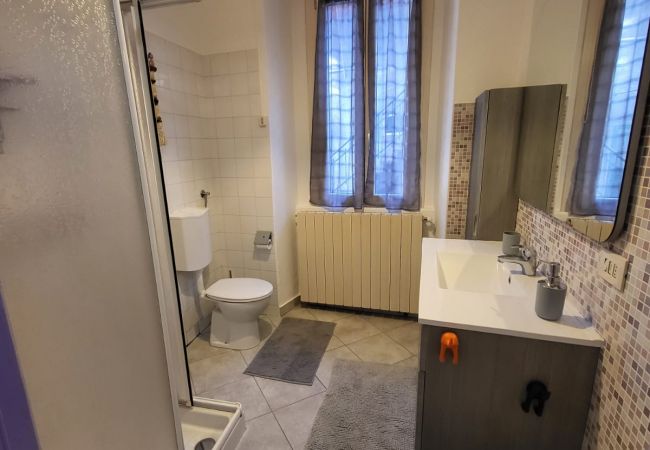 Apartment in Verbania - Appartamento Orange Lago Apartment in Verbania - Appartamento Orange Lago