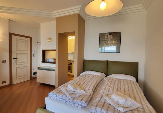 Studio in Ghiffa - Lake View Apartment Studio in Ghiffa - Lake View Apartment
