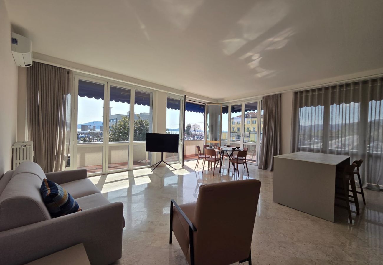 Apartment in Verbania - Appartamento al porto Apartment in Verbania - Appartamento al porto