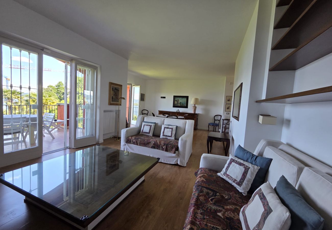 Apartment in Baveno - Appartamento Charly Apartment in Baveno - Appartamento Charly